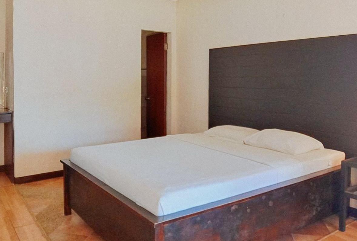 Reddoorz Cebu Club Fort Med Inc Boljoon Εξωτερικό φωτογραφία