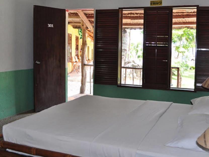 Reddoorz Cebu Club Fort Med Inc Boljoon Εξωτερικό φωτογραφία